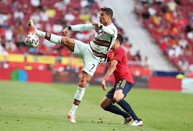 Kinh nghiệm đánh kèo chẵn lẻ hiệu quả trong bóng đá 7 Với khả năng thắng là 50/50 nên kèo chẵn lẻ hiện nay được rất nhiều người lựa chọn